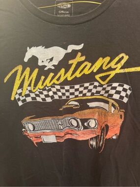 Men’s Large Ford Mustang Men’s Black Graphic T-Shirt